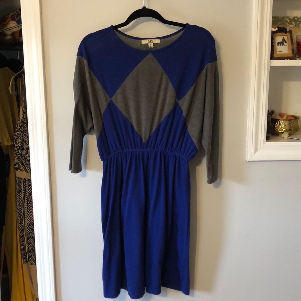 Ya LA 3/4 sleeve dolman sleeve sweater dress